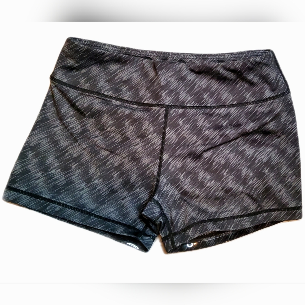 IAB 3-Inch No-Ride Classic Ash Workout Shorts - Size 8 Medium